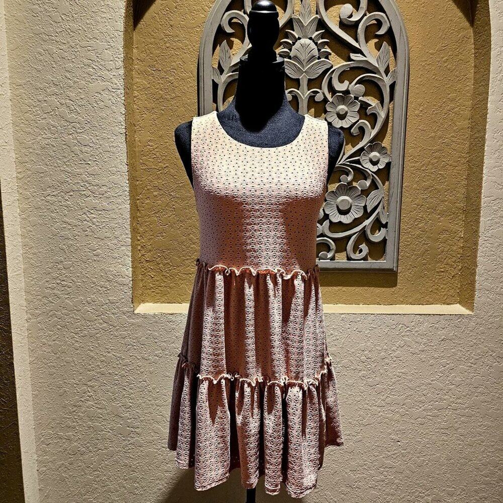 Speechless Pink Sleeveless S Tiered Babydoll Eyelet Dress Back Keyhole Detail